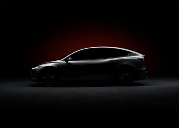 振兴资本 特斯拉大六座Model Y L将于今年秋季上市交付，售价或在40万元左右